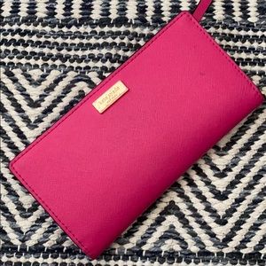 Kate Spade Wallet *OFFERS ACCEPTED*
